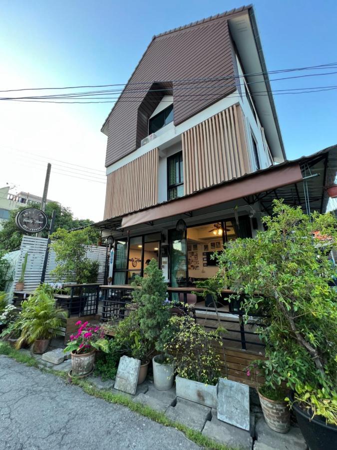 Family Home Chiang Mai Absolute House Kültér fotó